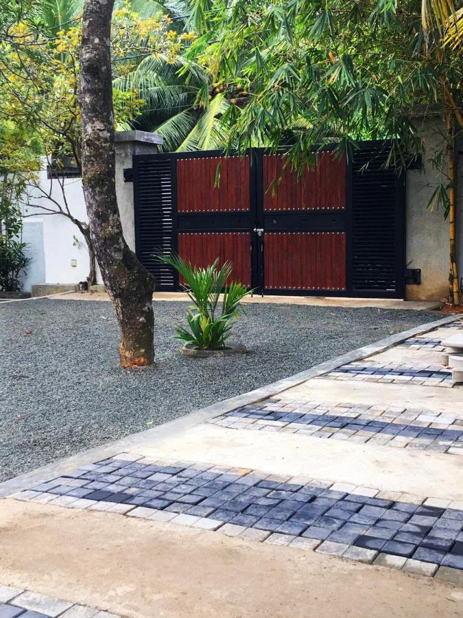 Triple Edge Villa Unawatuna Exterior foto