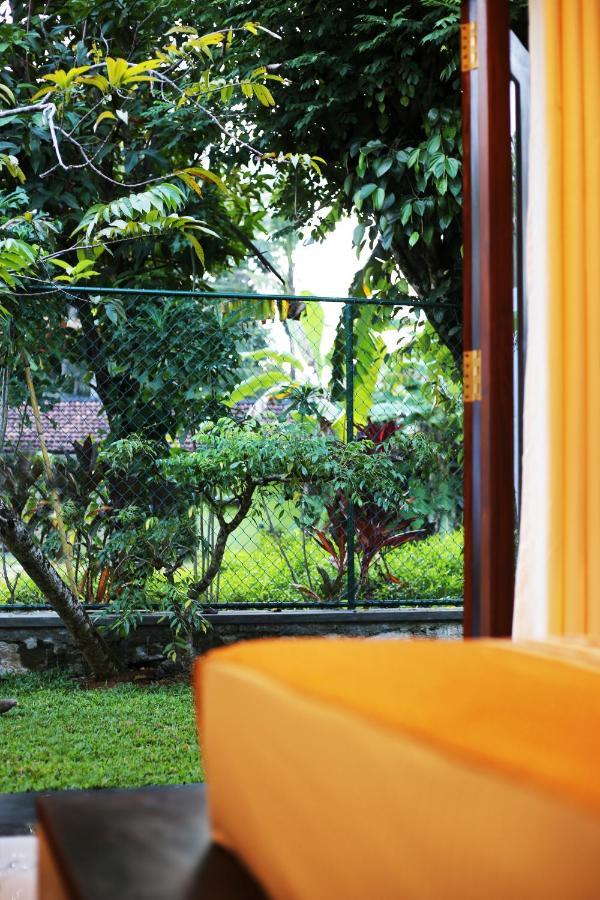 Triple Edge Villa Unawatuna Exterior foto